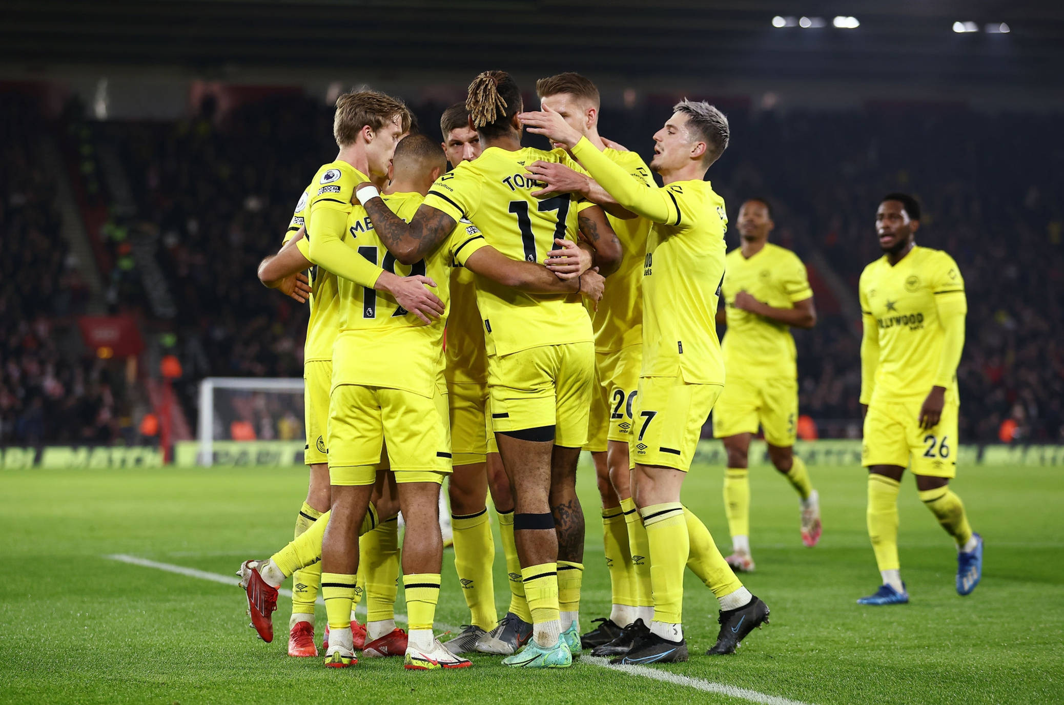 两队前景与 两队前景与